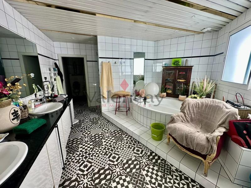 Maison - 135 m² - 5 pièces