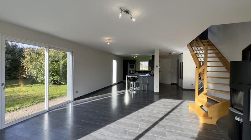 Maison - 137 m² - 5 pièces