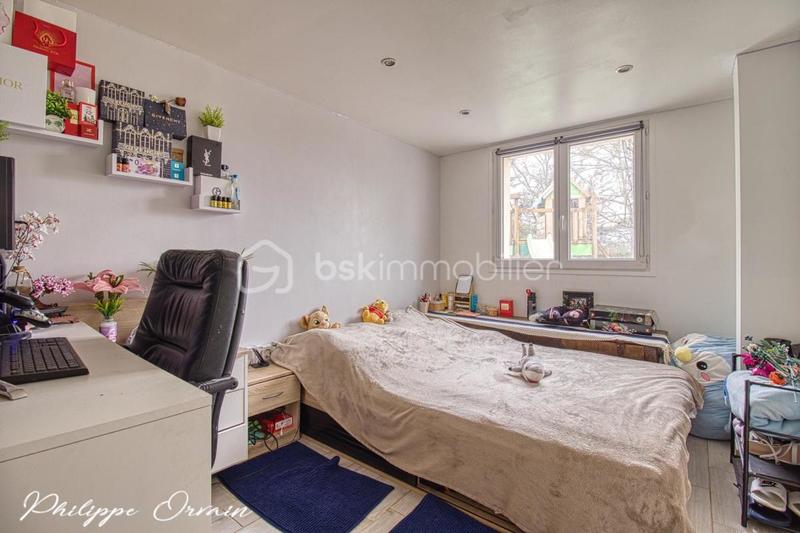 Pavillon - 94 m² - 6 pièces