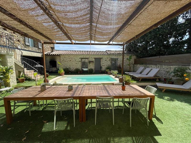 Mas - 293 m² - 11 pièces