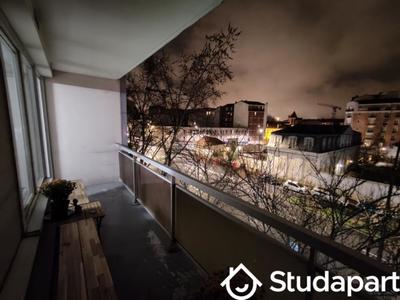 Chambre - 11 m² - 1 pièce