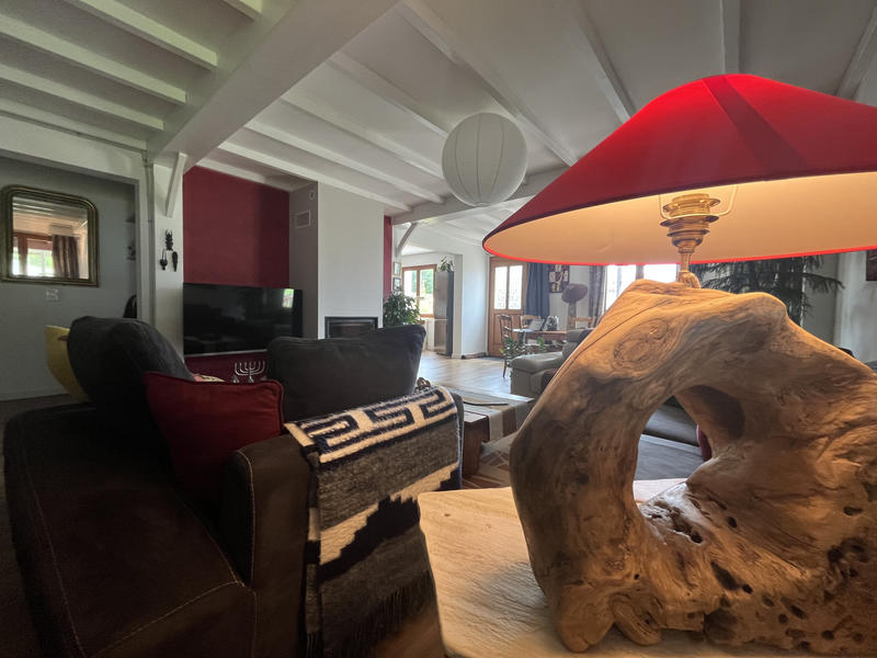 Maison - 218 m² - 5 pièces