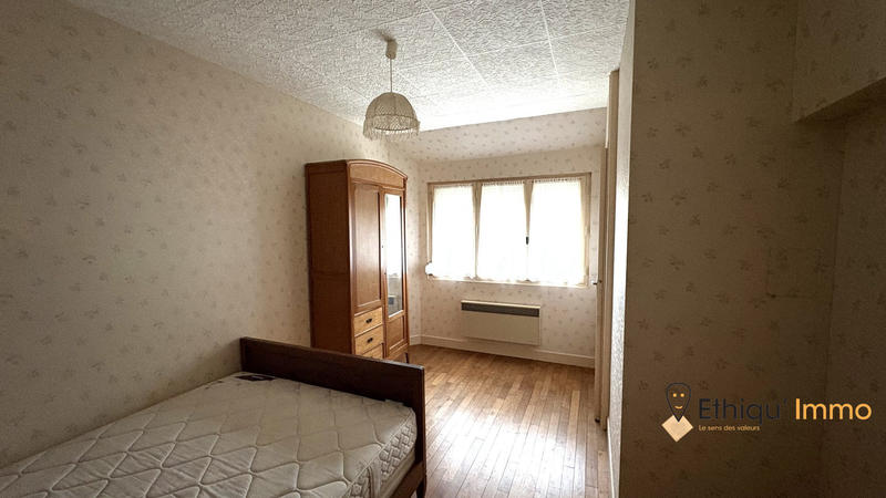 Maison - 121 m² - 5 pièces