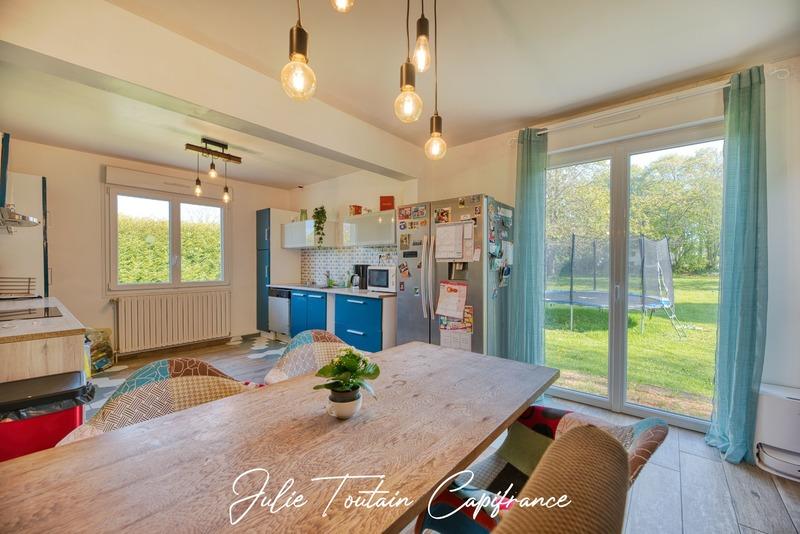 Pavillon - 160 m² - 6 pièces