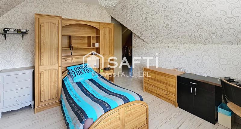 Maison - 120 m² - 5 pièces