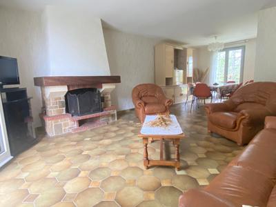 Maison - 88 m² - 4 pièces
