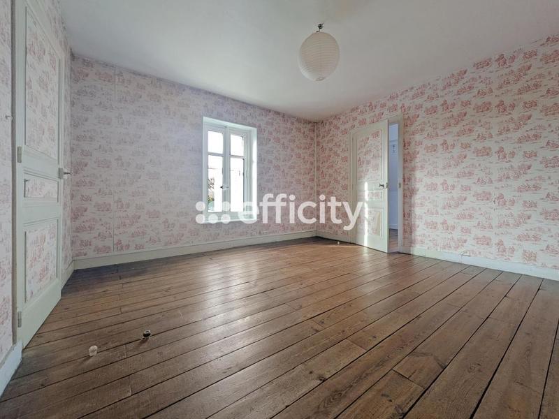 Maison - 248 m² - 9 pièces