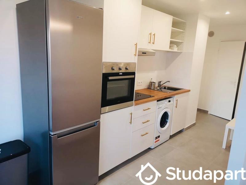 Chambre - 12 m² - 1 pièce