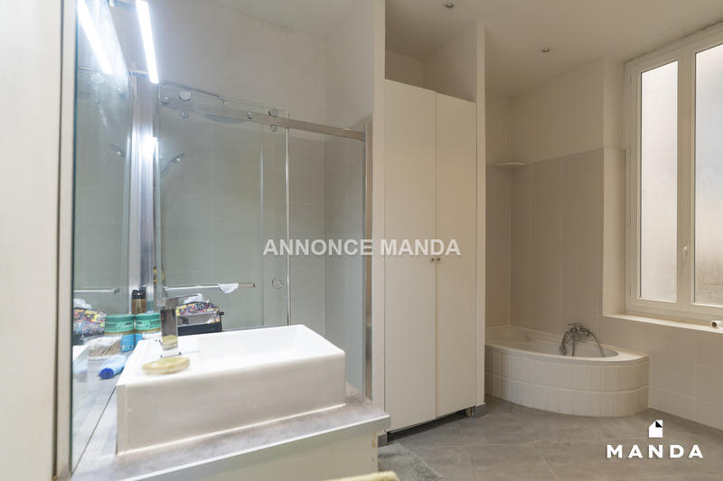 Chambre - 86 m² - 4 pièces