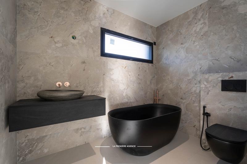 Maison contemporaine - 137 m² - 5 pièces