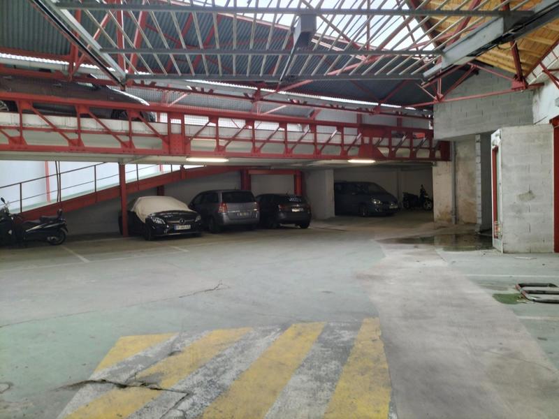 Parking - 9 m²