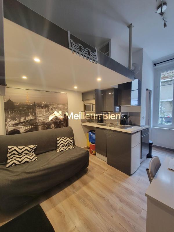 Studio - 13 m² - 1 pièce