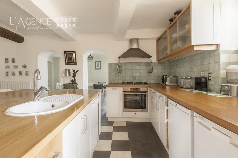 Maison - 170 m² - 5 pièces