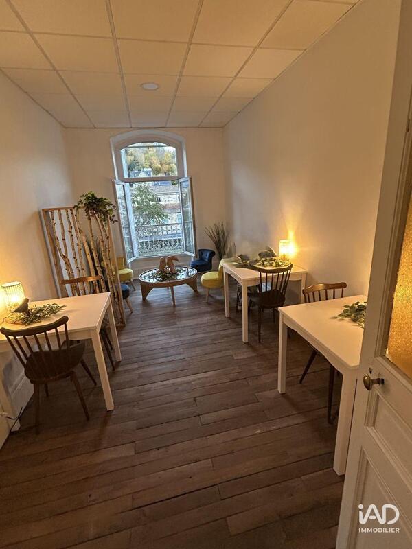 Local commercial - 295 m²