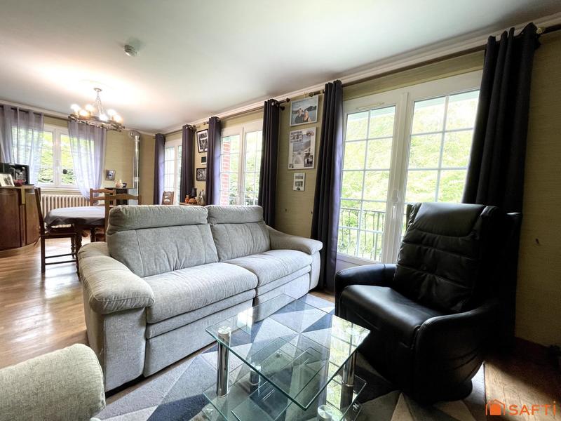 Maison - 159 m² - 7 pièces