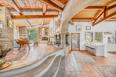 Maison ancienne - 235 m² - 8 pièces