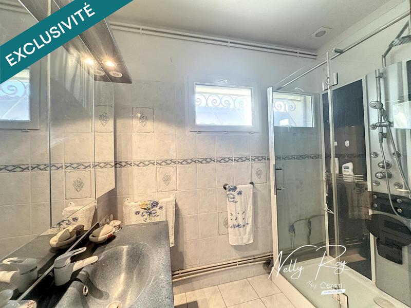 Maison - 350 m² - 8 pièces