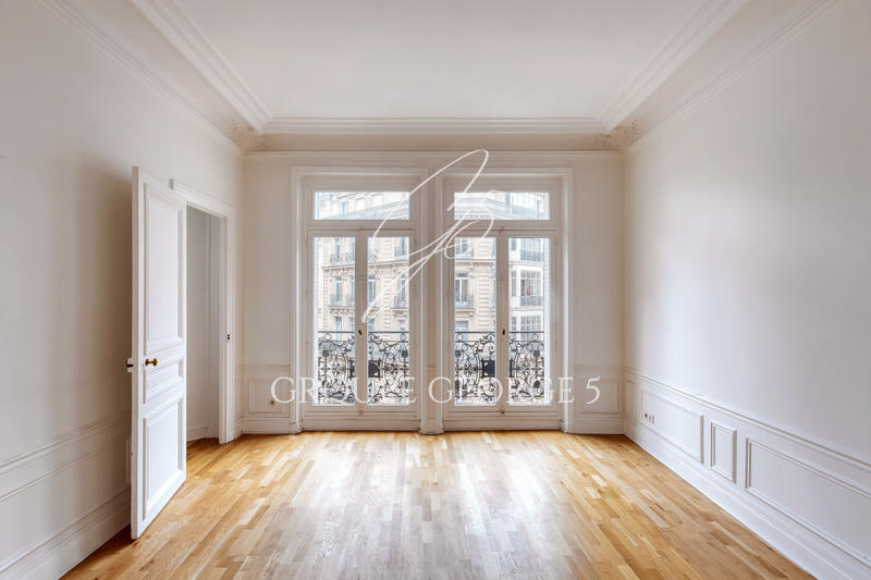 Appartement - 166 m² - 5 pièces