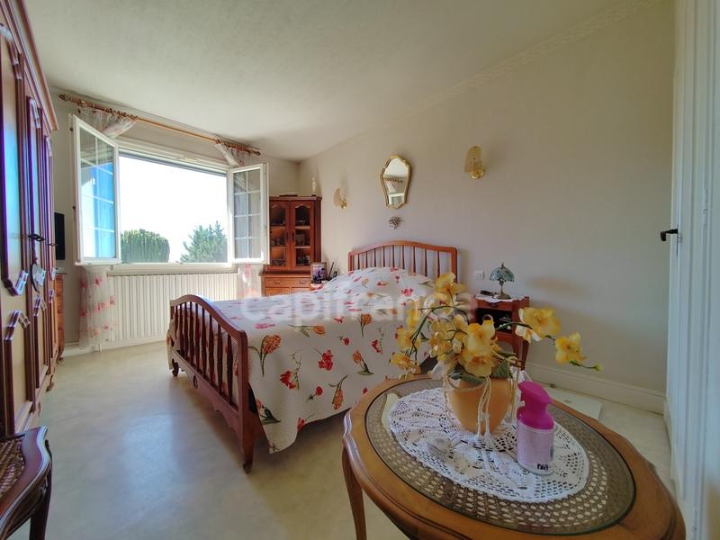 Maison - 183 m² - 6 pièces