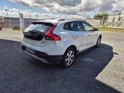 Volvo V40 Cross Country D2 115 Summum