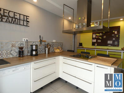 Maison ancienne - 286 m² - 10 pièces