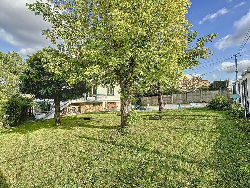 Maison - 150 m² - 7 pièces