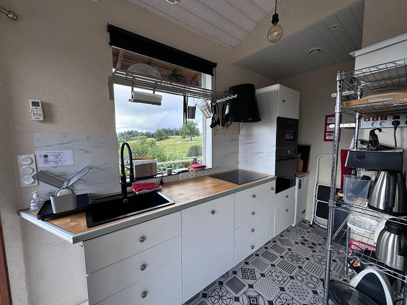 Maison - 288 m² - 10 pièces