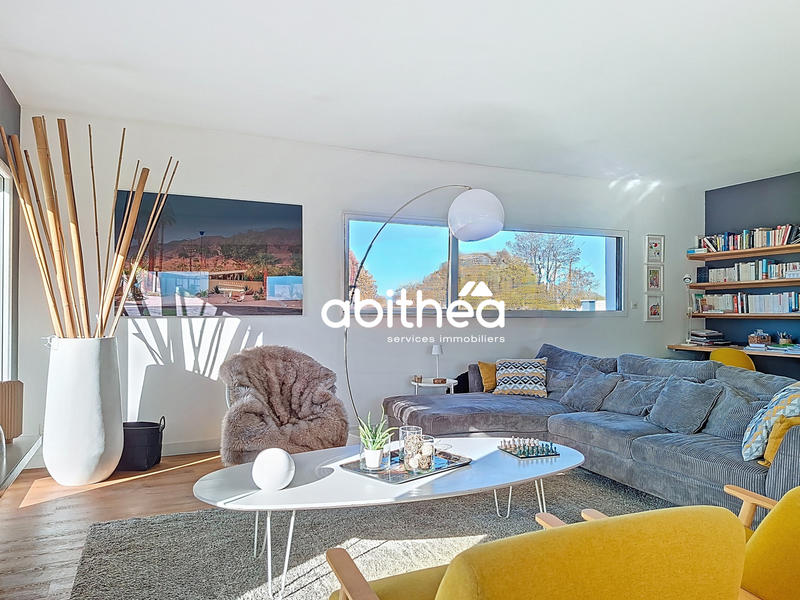 Maison - 188 m² - 6 pièces