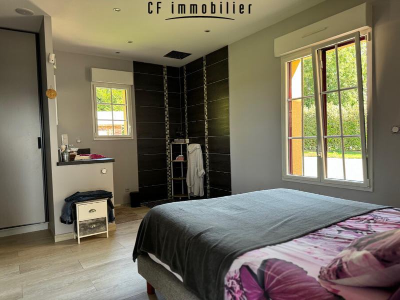 Maison - 200 m² - 7 pièces