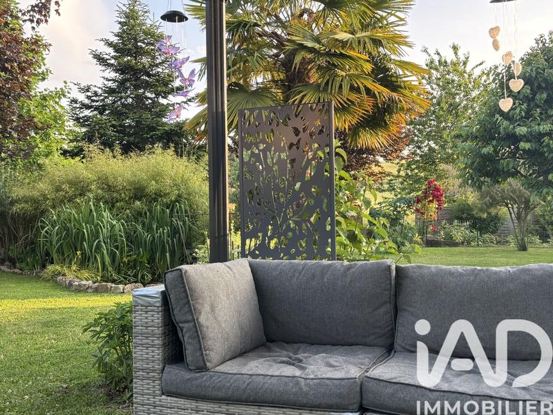 Maison - 180 m² - 8 pièces