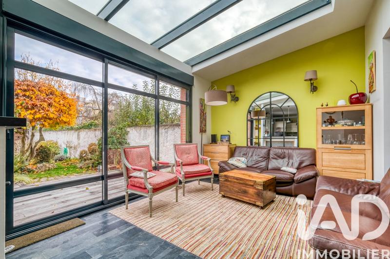 Maison - 180 m² - 7 pièces