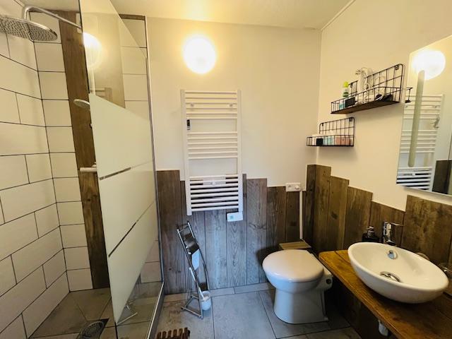 Maison - 220 m² - 7 pièces