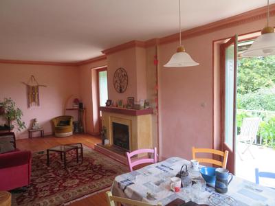 Maison - 155 m² - 7 pièces