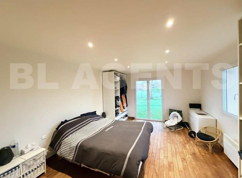 Maison - 145 m² - 6 pièces