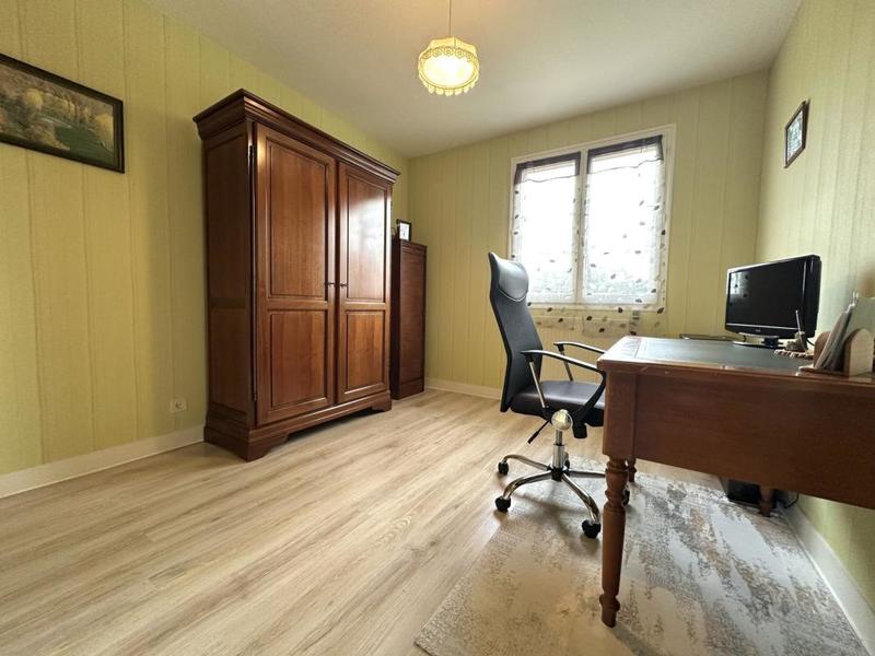 Pavillon - 138 m² - 7 pièces