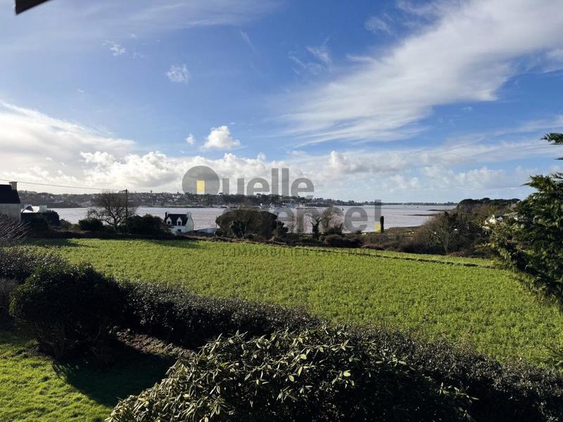 Maison - 163 m² - 8 pièces