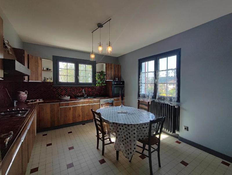 Maison - 99 m² - 4 pièces