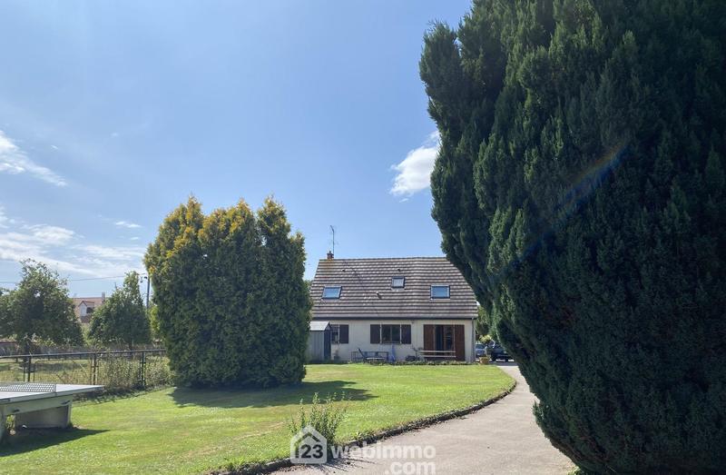 Maison - 120 m² - 5 pièces