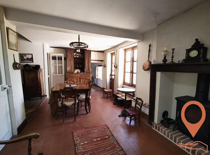 Maison - 158 m² - 7 pièces