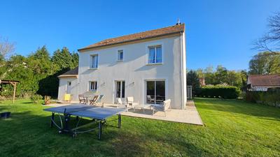 Maison - 160 m² - 7 pièces