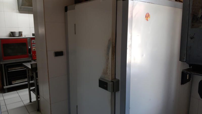 Local commercial - 183 m²