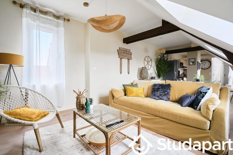 Chambre - 12 m² - 1 pièce