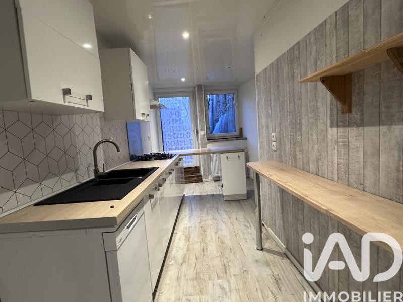 Maison de village - 172 m² - 8 pièces