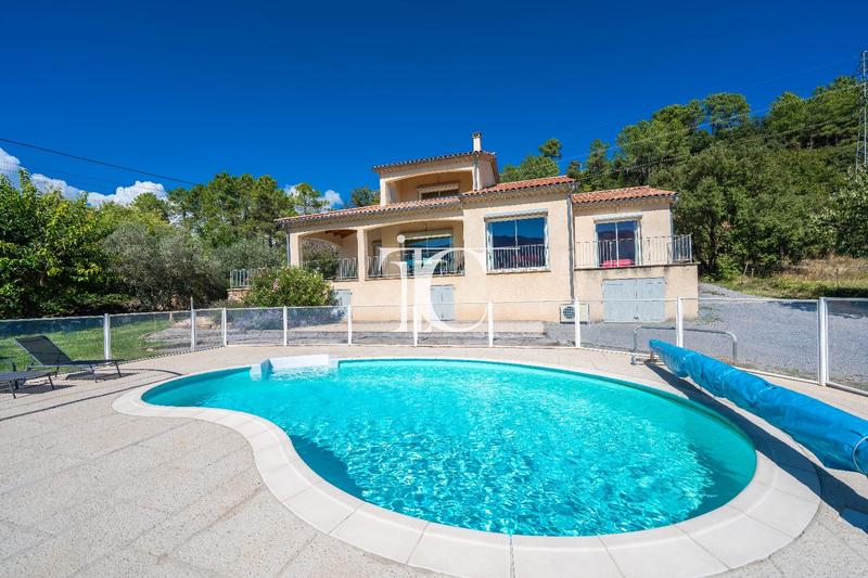 Villa - 160 m² - 5 pièces
