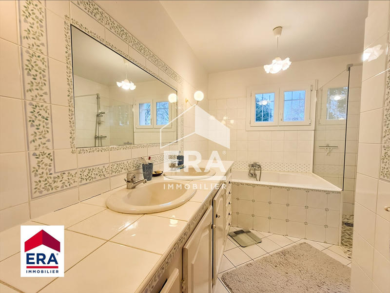 Maison - 173 m² - 7 pièces