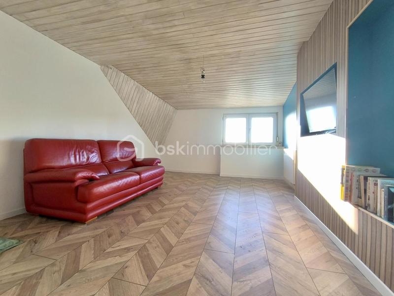 Maison traditionnelle - 290 m² - 9 pièces