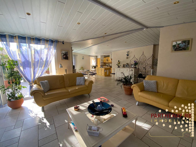 Maison - 164 m² - 7 pièces