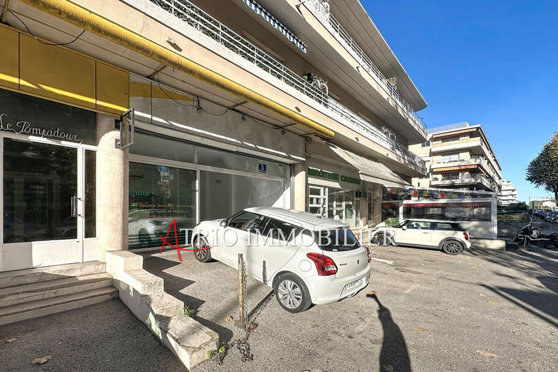 Local commercial - 150 m²