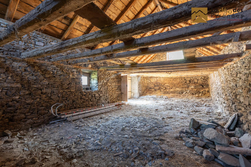 Maison ancienne - 70 m² - 1 pièce