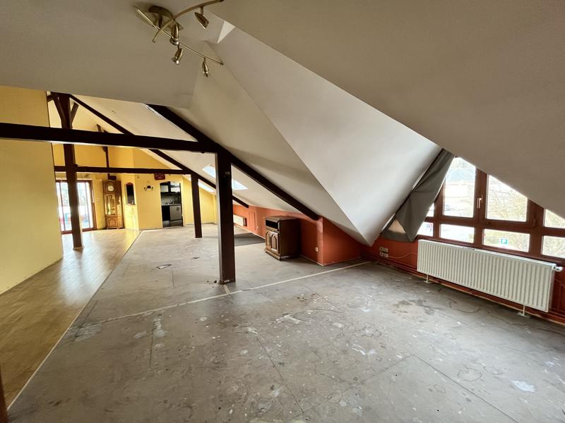 Appartement - 135 m² - 4 pièces